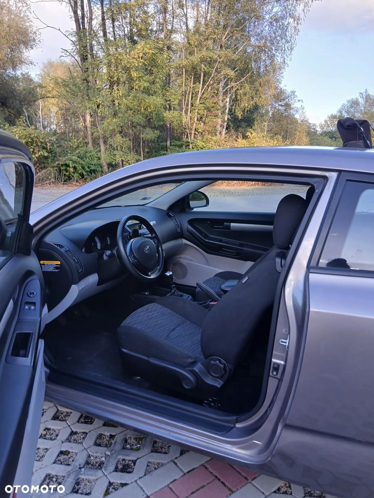 Kia Ceed 1.6 Comfort + - 10