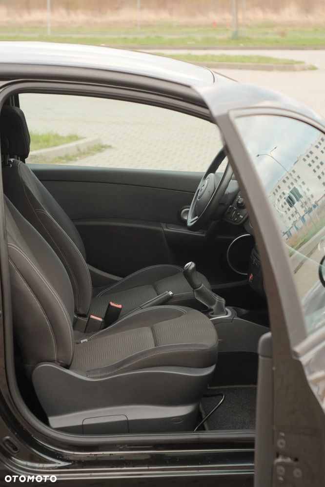 Renault Clio 1.2 16V Expression - 24