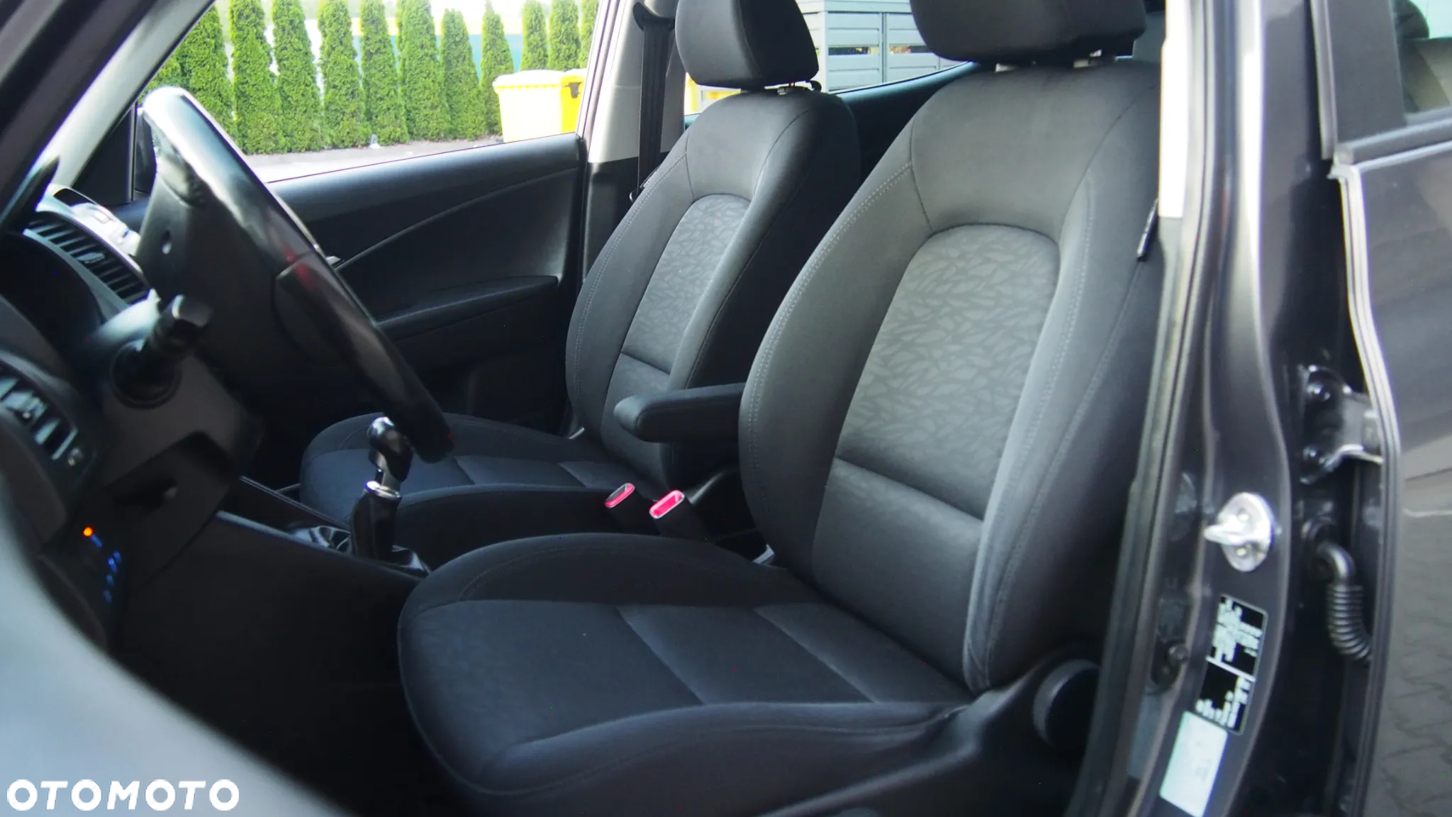 Hyundai ix20 1.4 blue Comfort - 18