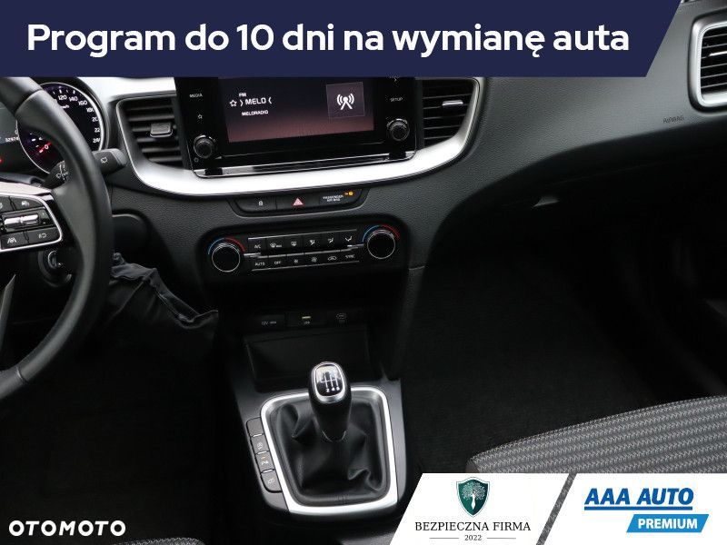 Kia Ceed - 9
