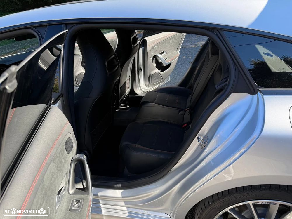Mercedes-Benz CLA 250 e Shooting Brake AMG Line - 40