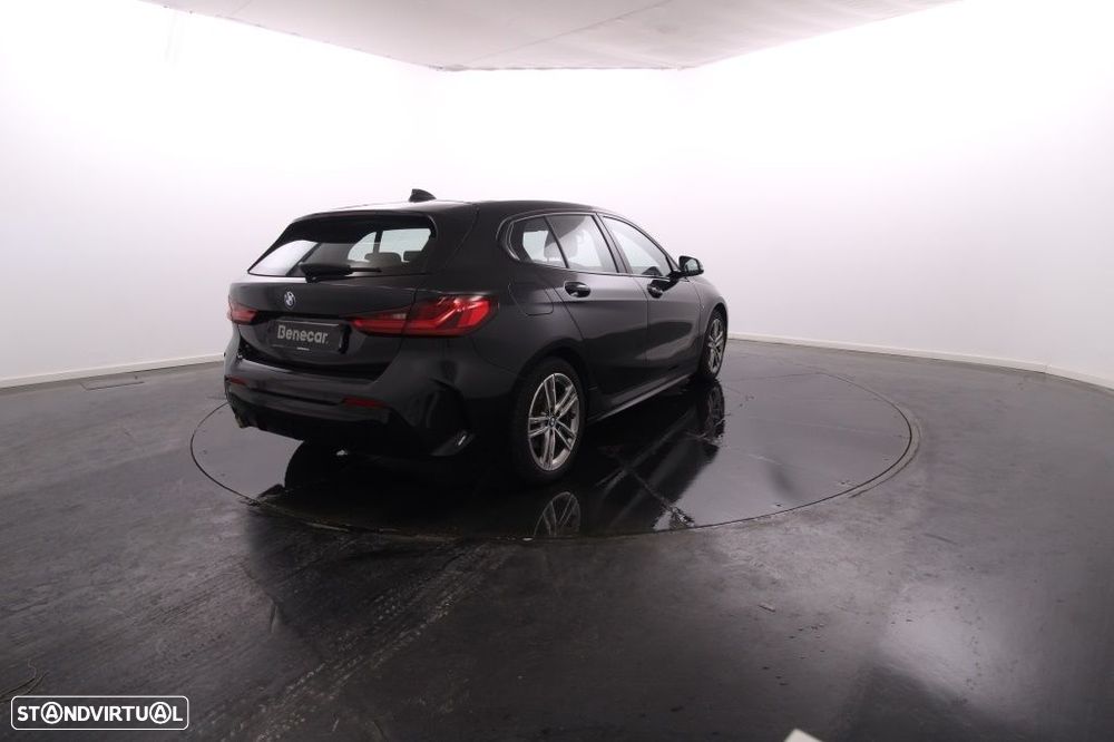 BMW 116 d Pack Desportivo M - 7
