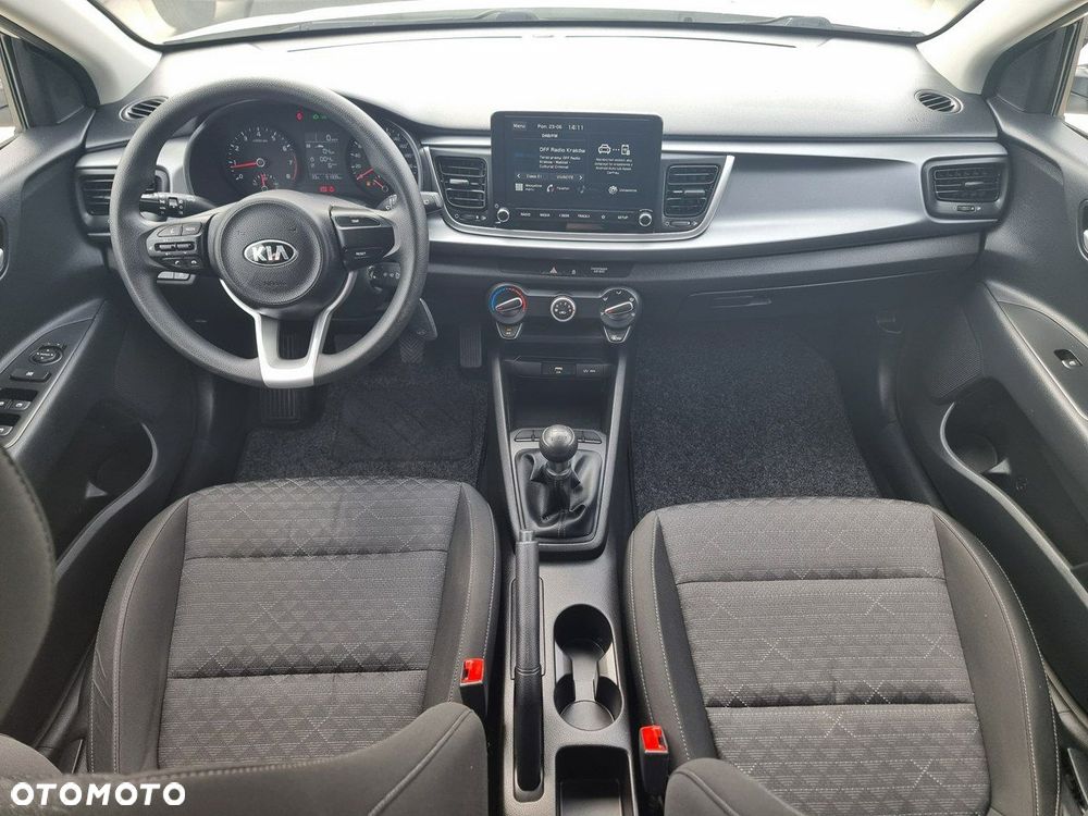 Kia Rio - 13