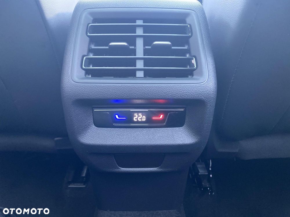 Volkswagen Tiguan - 22