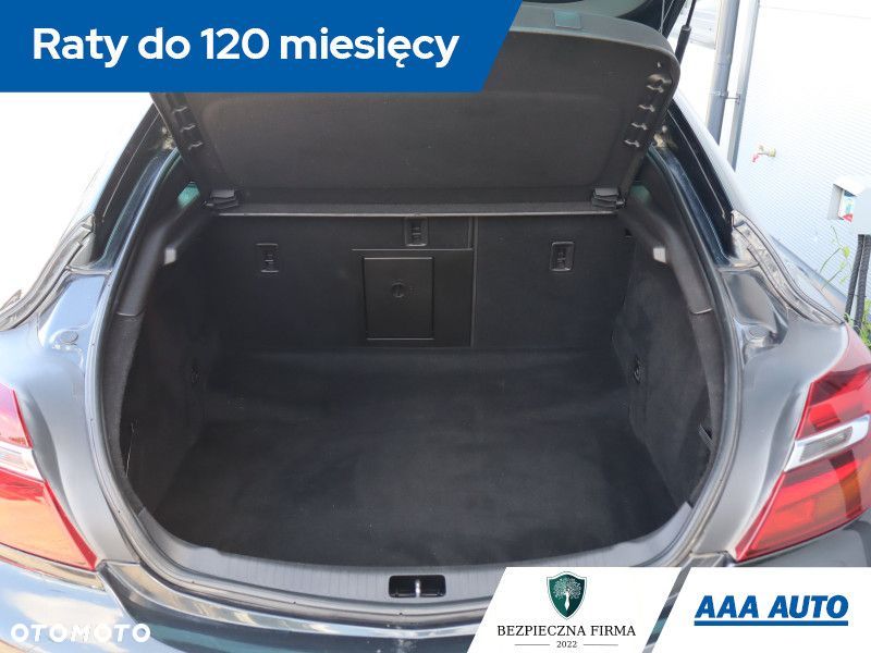 Opel Insignia - 16