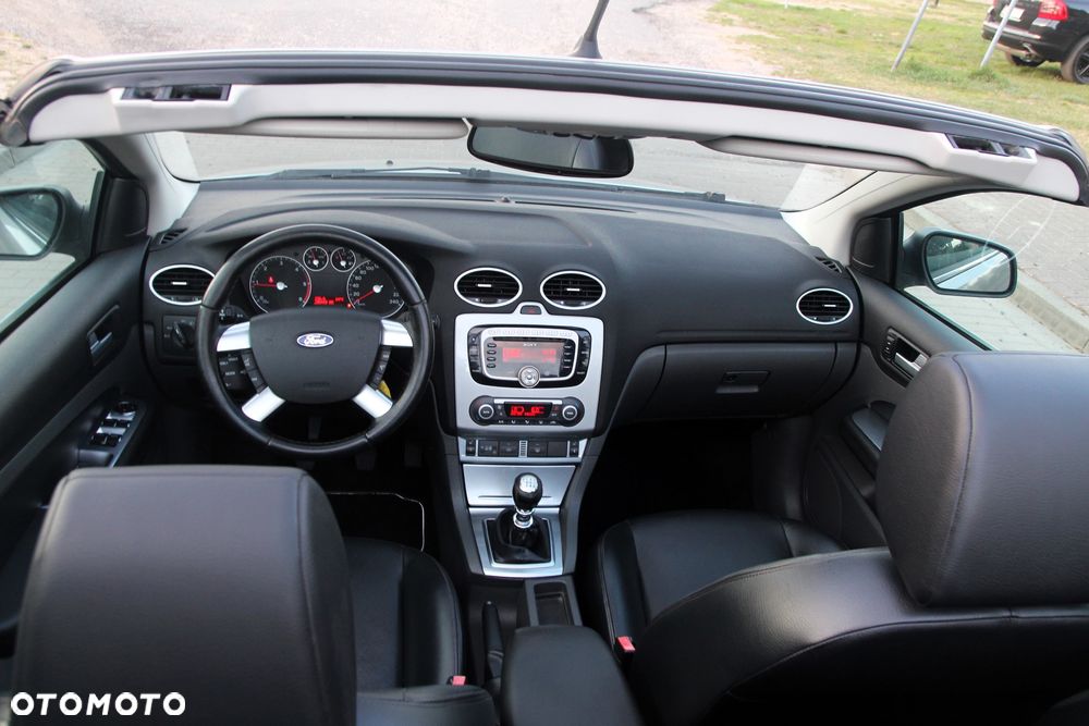 Ford Focus 2.0 TDCi DPF Titanium - 16