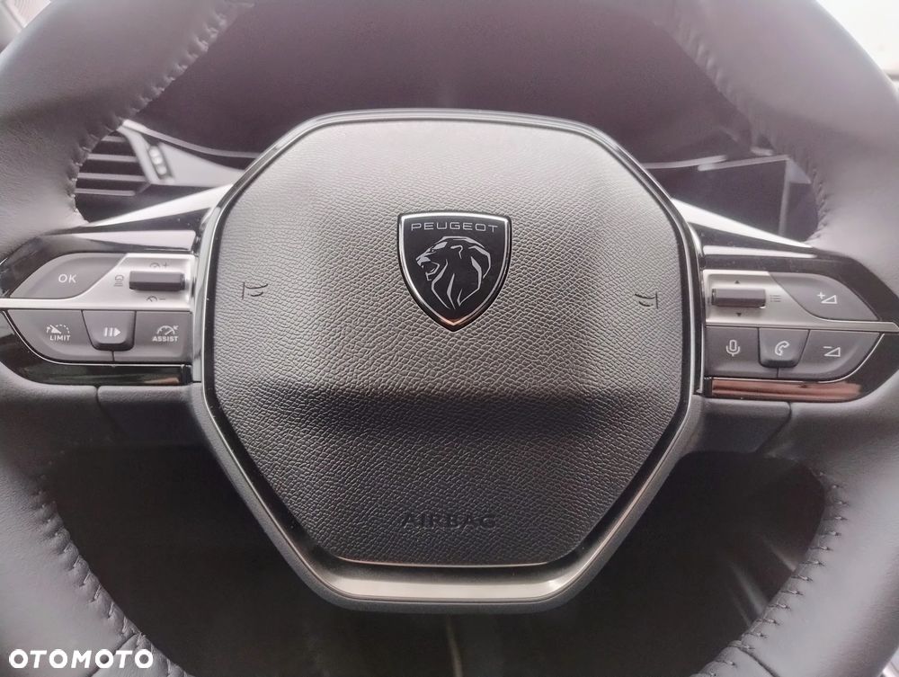 Peugeot 308 1.2 mHEV GT S&S e-DCS6 - 16