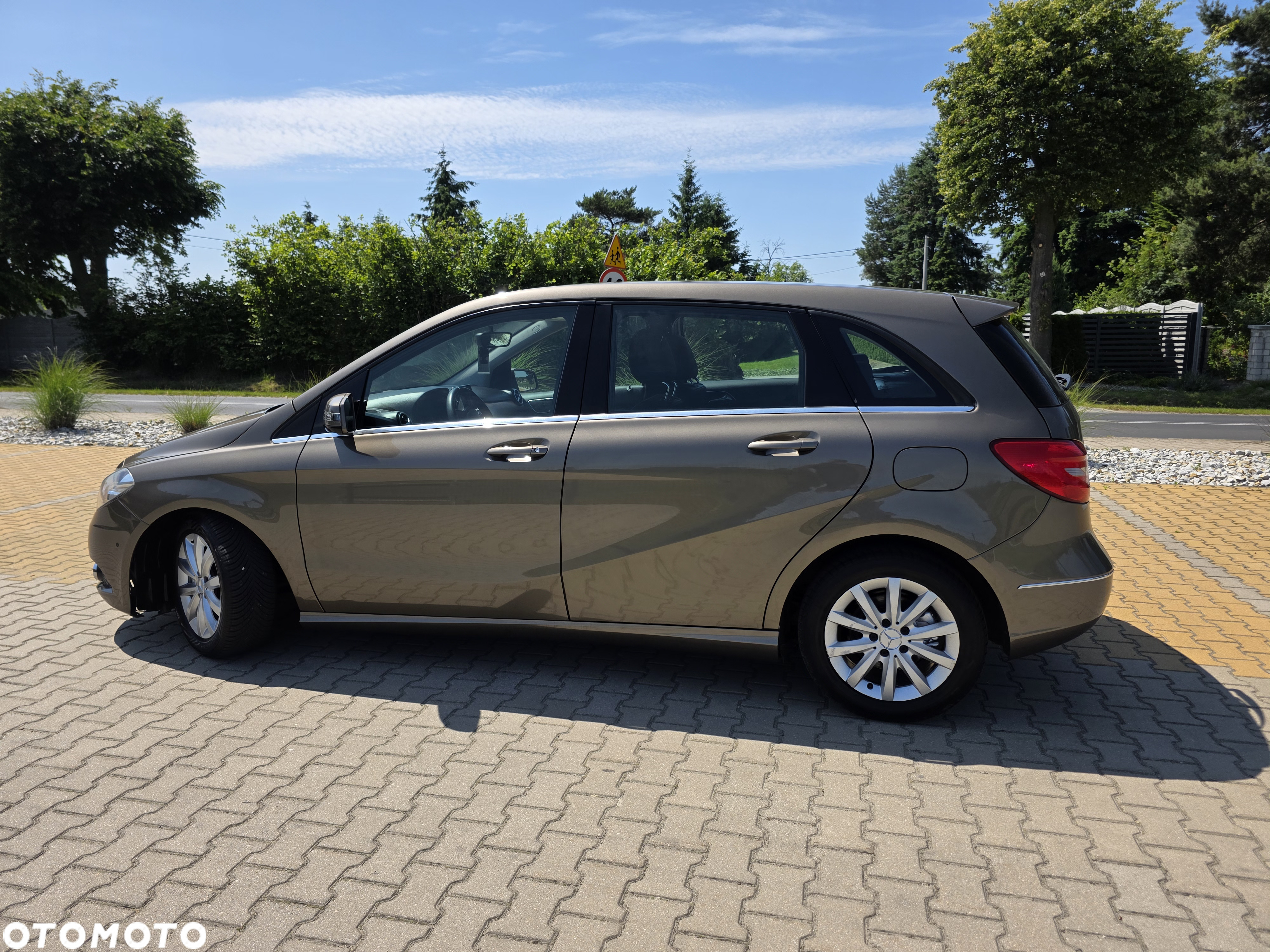 Mercedes-Benz Klasa B 200 CDI (BlueEFFICIENCY) 7G-DCT - 10