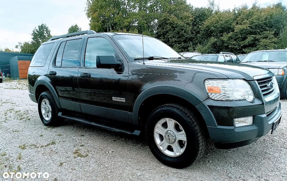 Ford Explorer 4.0 4WD - 15