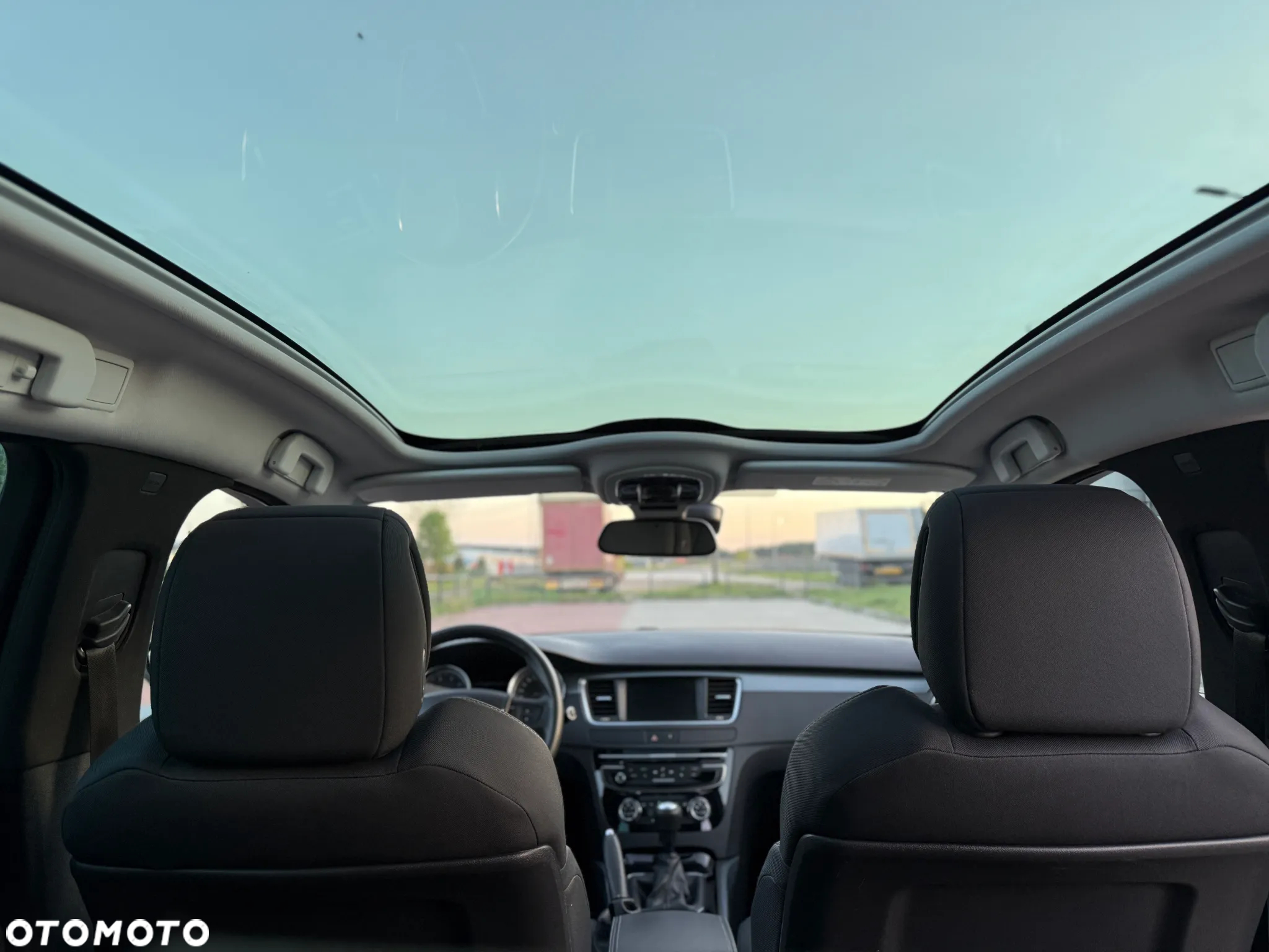 Peugeot 508 1.6 e-THP Allure S&S - 37
