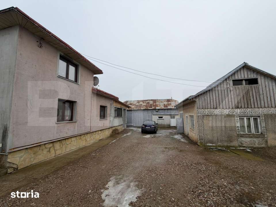 Casa si un teren de 3000mp, Mitocul Dragomirnei - Imagine principală: 2/9