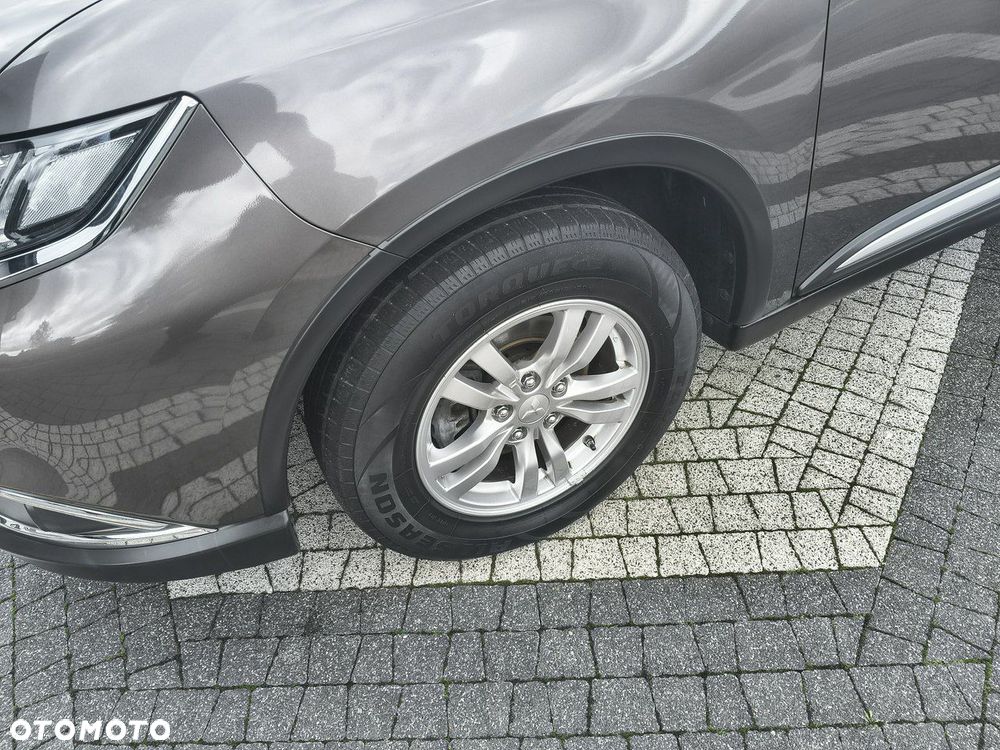 Mitsubishi Outlander - 33