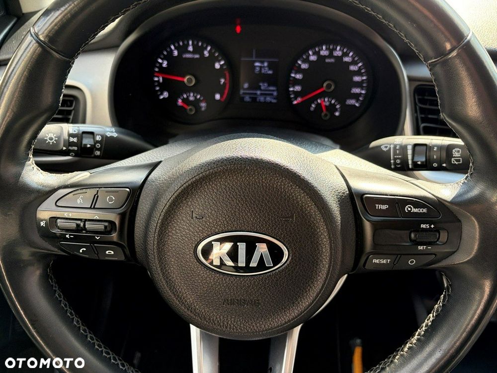 Kia Stonic - 19