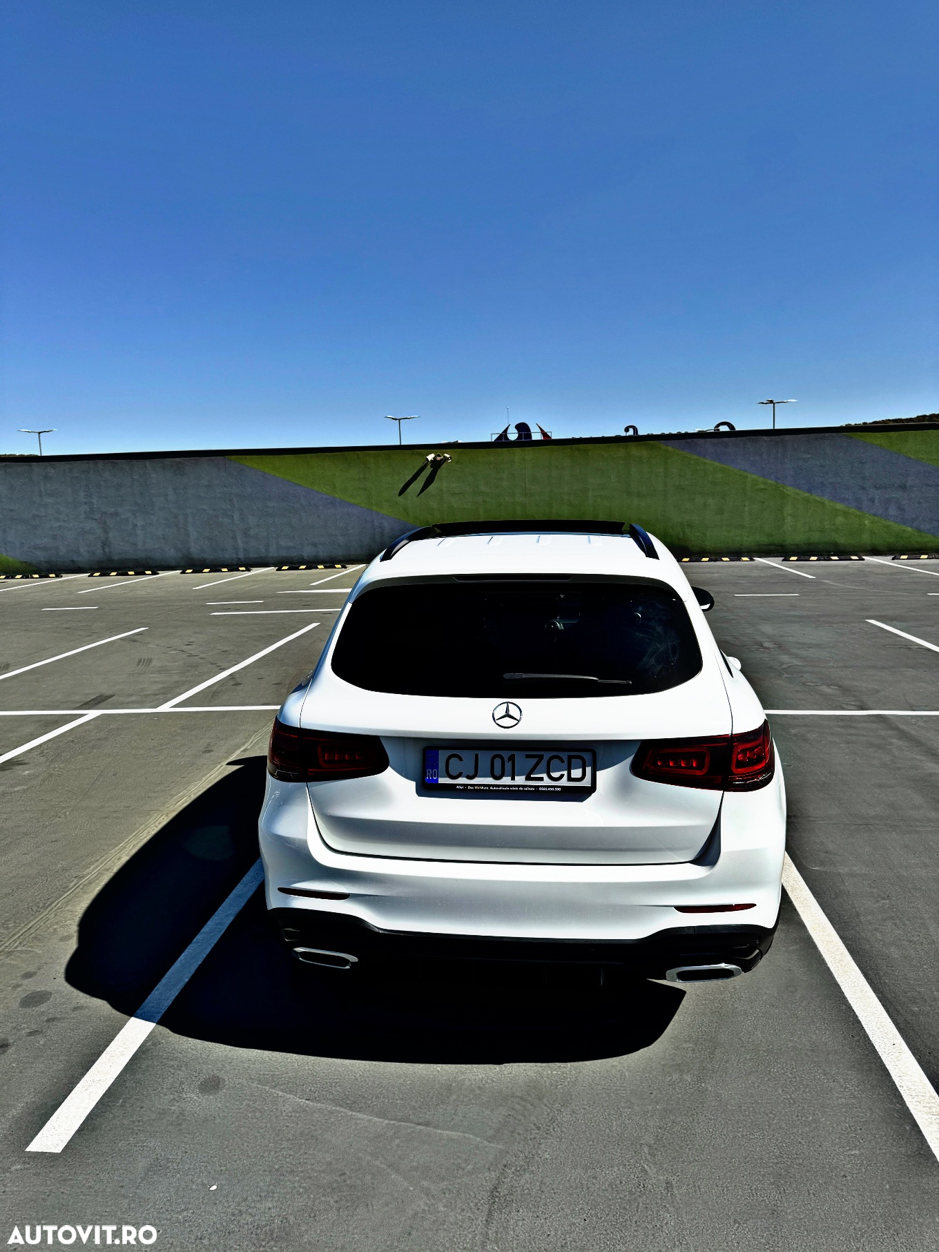 Mercedes-Benz GLC 300 d 4Matic 9G-TRONIC AMG Line Plus - 5