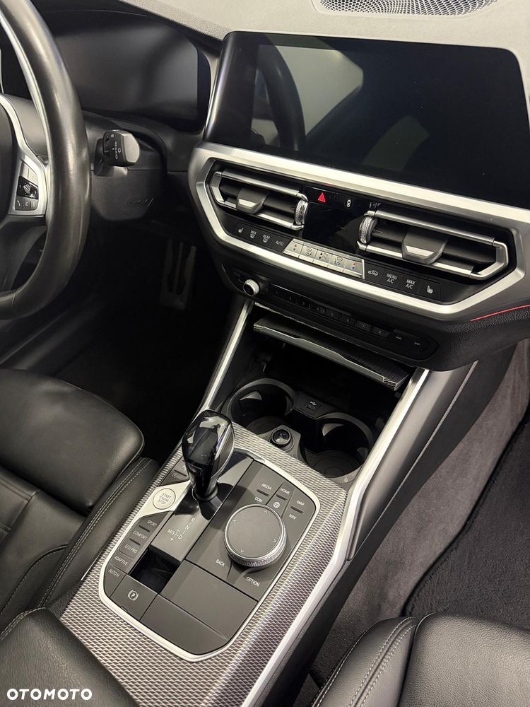 BMW Seria 3 320d Edition Luxury Line Purity - 6