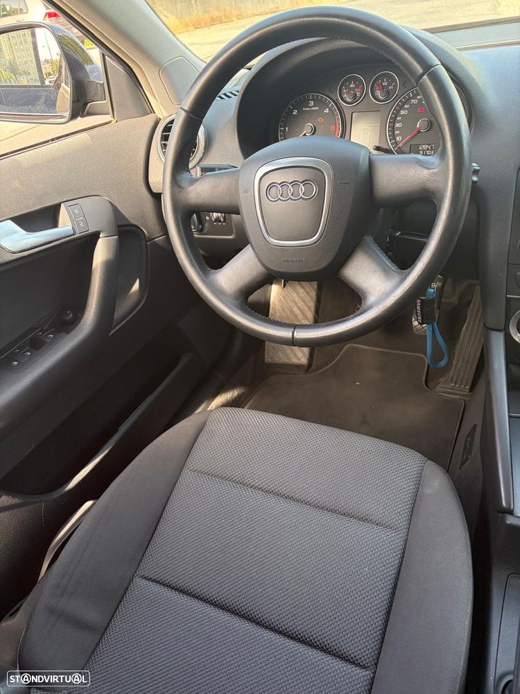 Audi A3 Sportback 1.6 TDI Attraction - 7