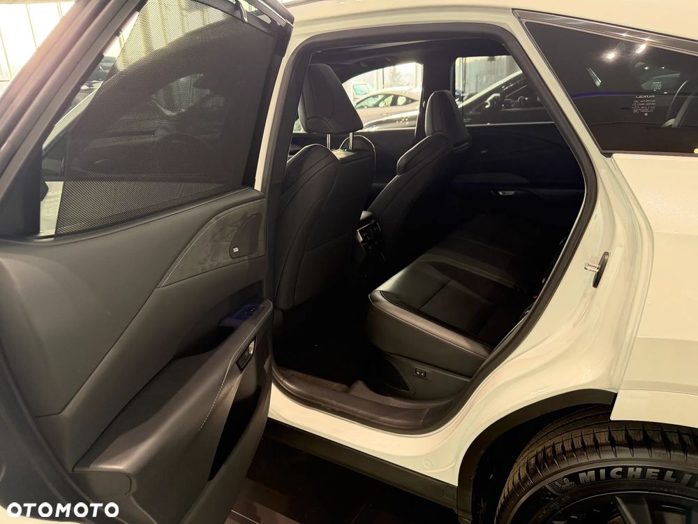 Lexus RX 500h F Sport - 8