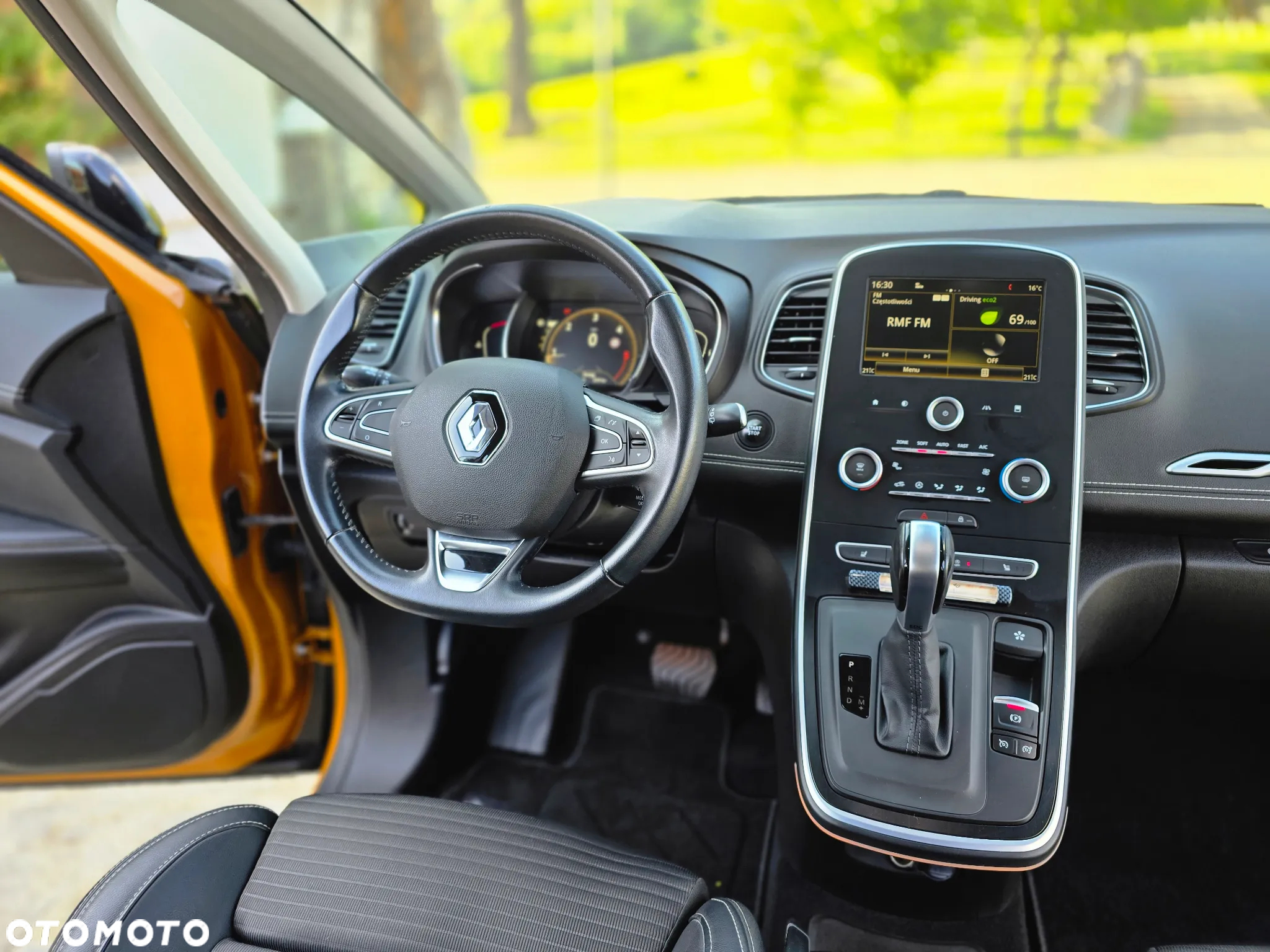 Renault Scenic 1.5 dCi Energy Limited EDC EU6 - 14