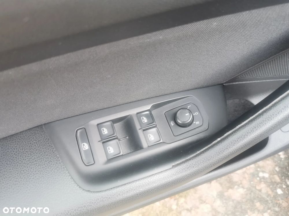 Volkswagen Passat Variant 2.0 TDI BMT Comfortline - 14