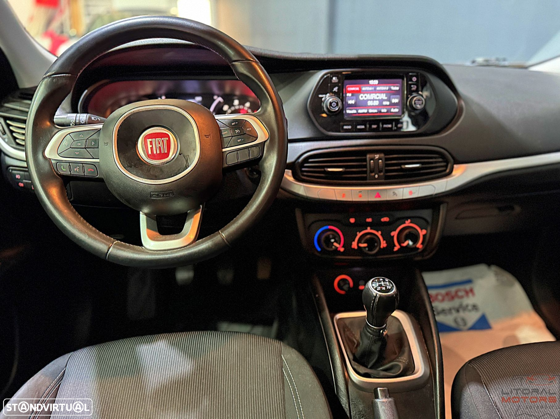 Fiat Tipo Station Wagon 1.3 M-Jet Lounge - 19
