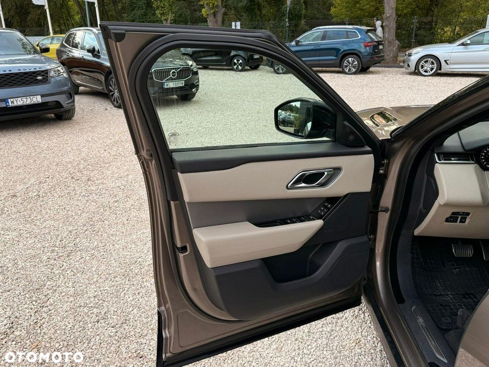 Land Rover Range Rover Velar 2.0 SD4 R-Dynamic S - 25