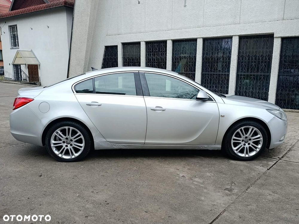 Opel Insignia 2.0 CDTI Cosmo - 16
