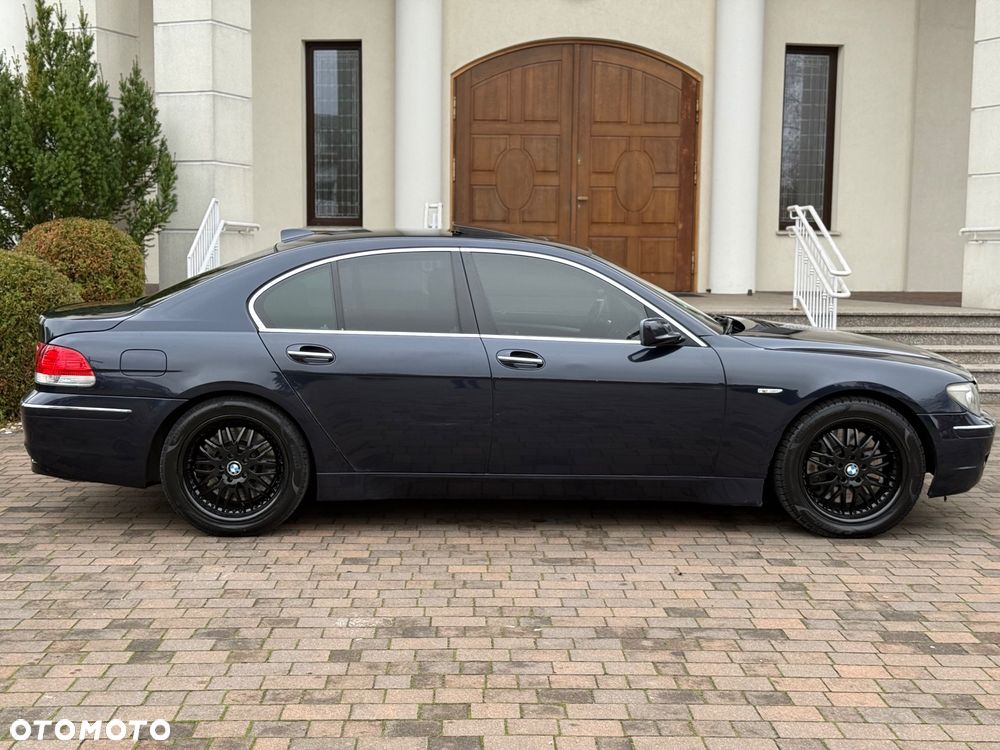 BMW Seria 7 745d - 11