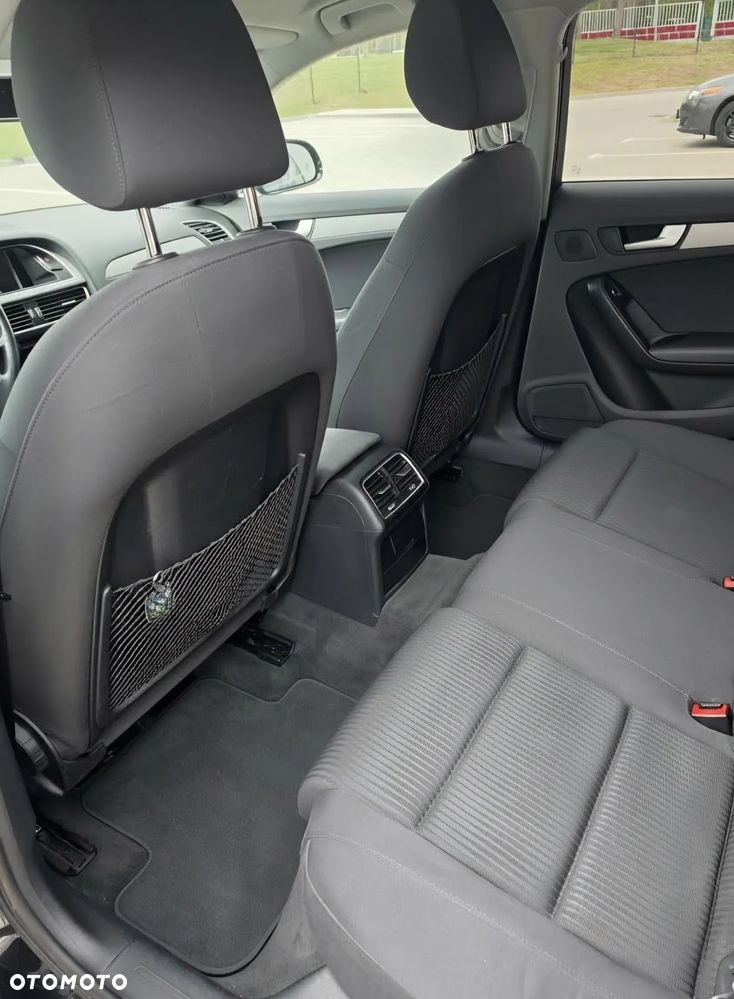 Audi A4 Avant 2.0 TDI - 10