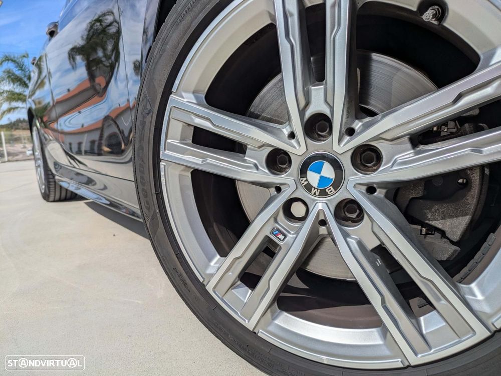 BMW 116 d Pack Desportivo M - 10