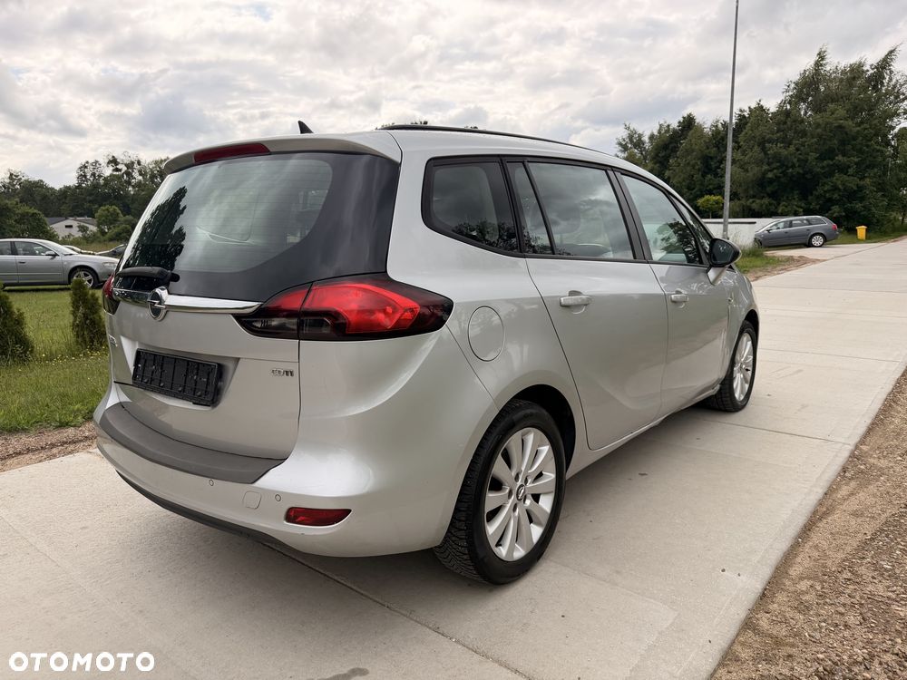 Opel Zafira - 3