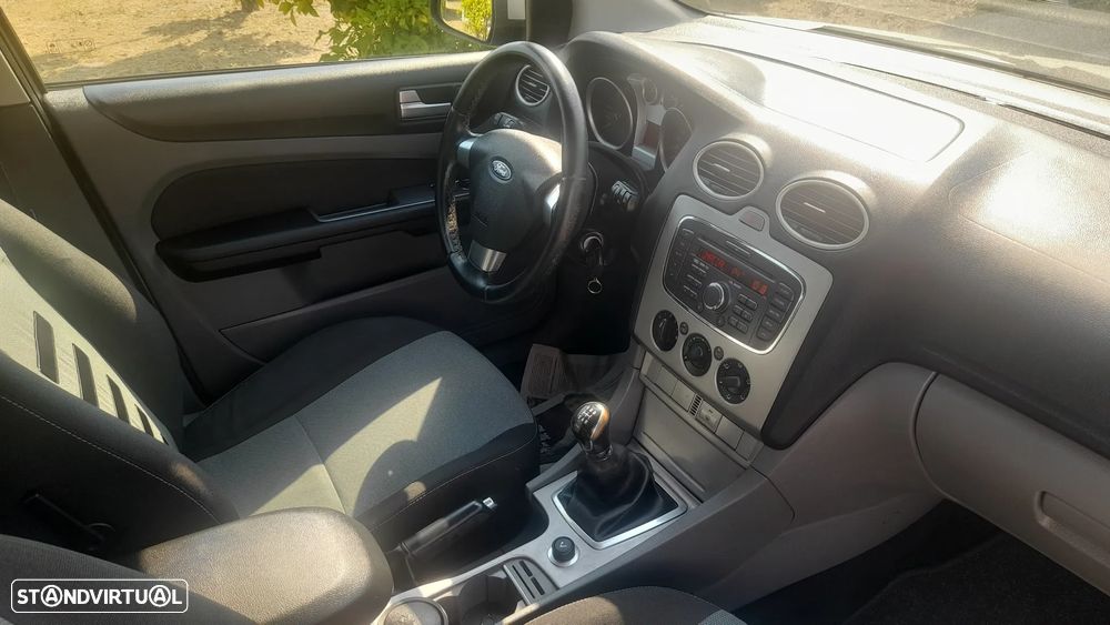 Ford Focus 1.6 TDCi Trend - 42