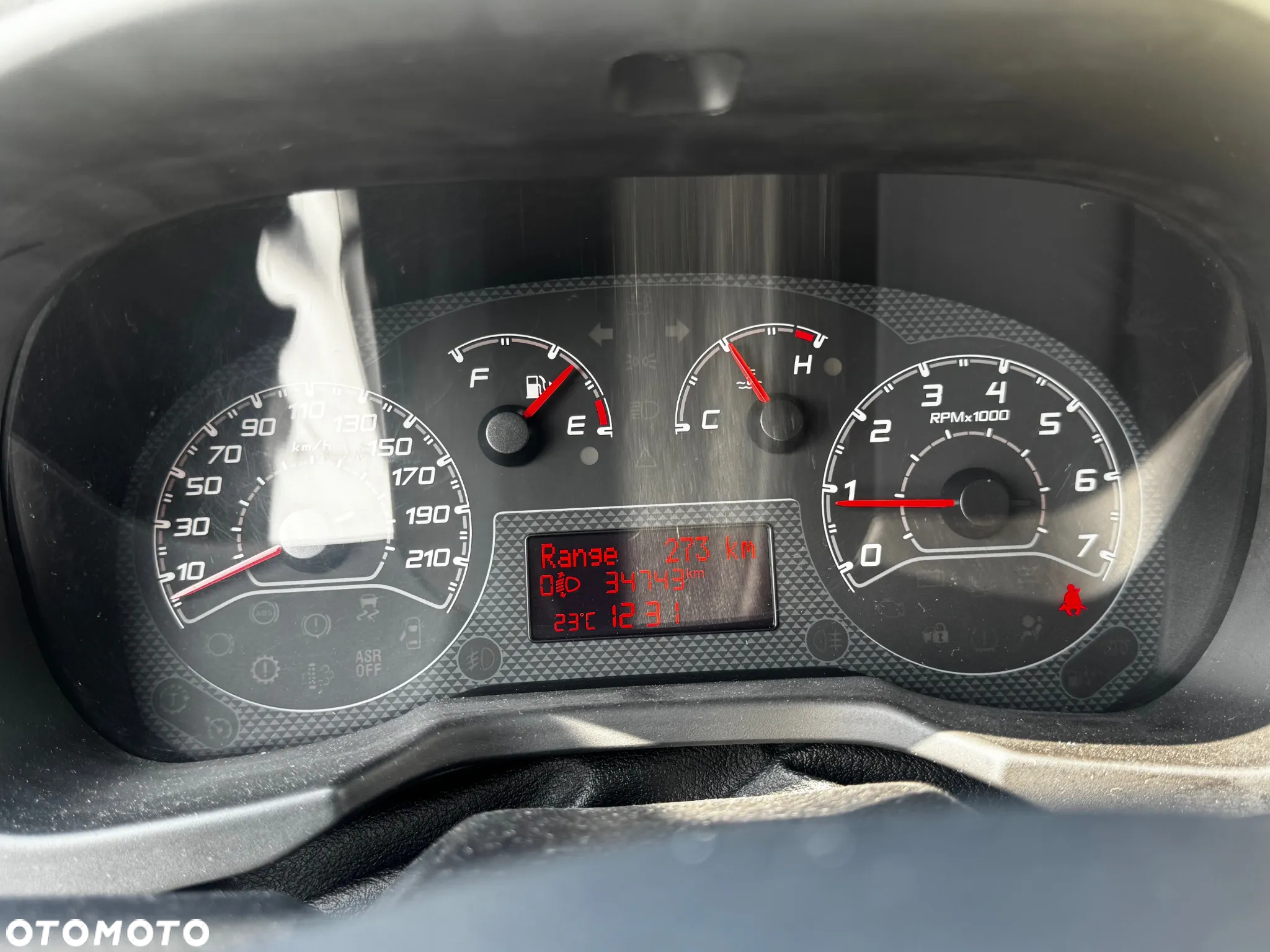 Fiat Fiorino Kombi 1.3 MJ Base - 19