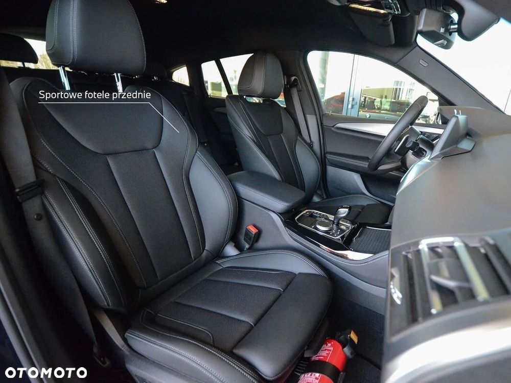 BMW X4 - 26