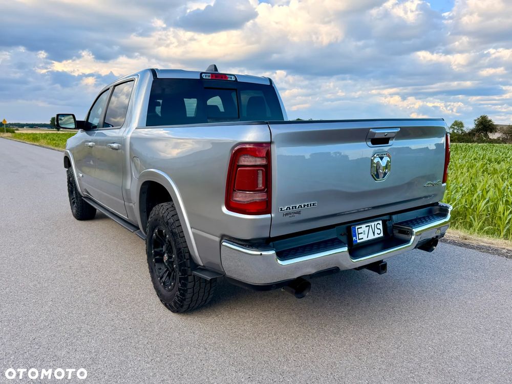 RAM 1500 5.7 Crew Cab Laramie - 7