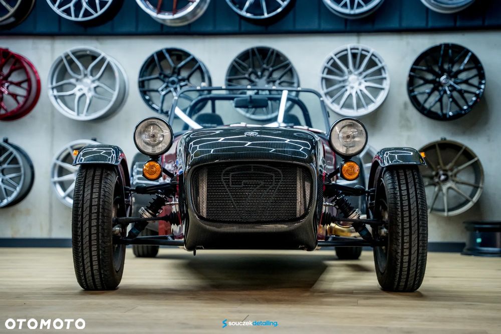 Caterham Seven - 9