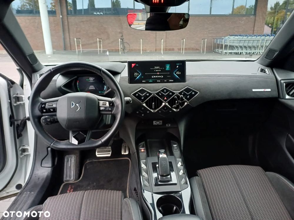 DS Automobiles DS 3 Crossback E-Tense Performance Line + - 15