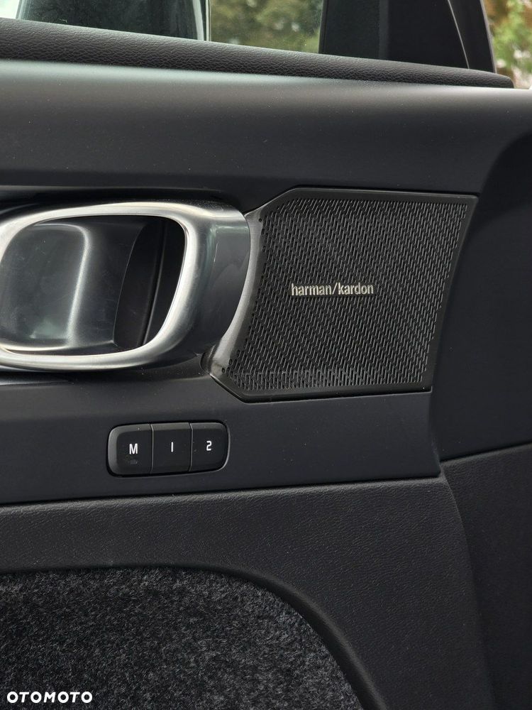 Volvo XC 40 - 9
