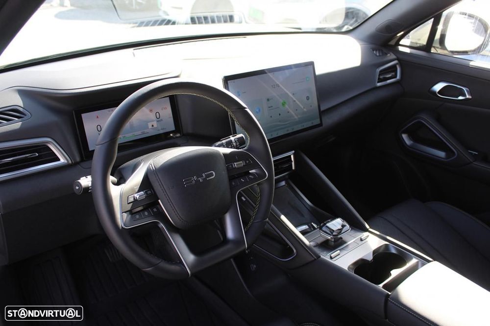 BYD Atto 2 45.1 kWh Boost - 14