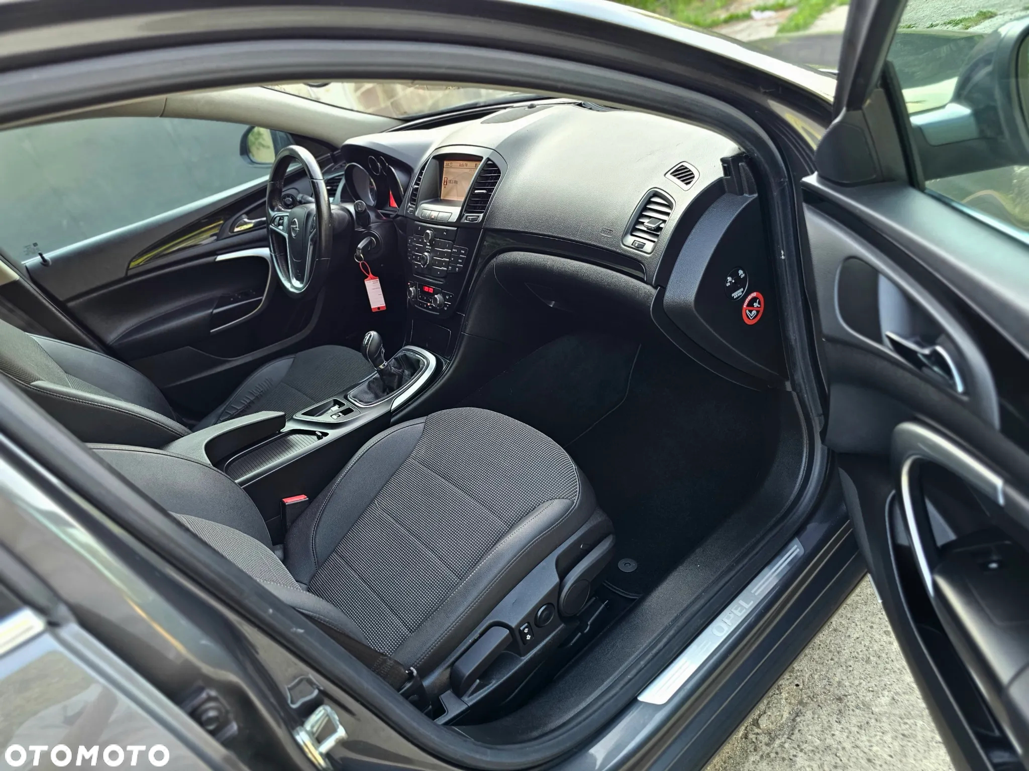 Opel Insignia 1.6 T Cosmo - 10