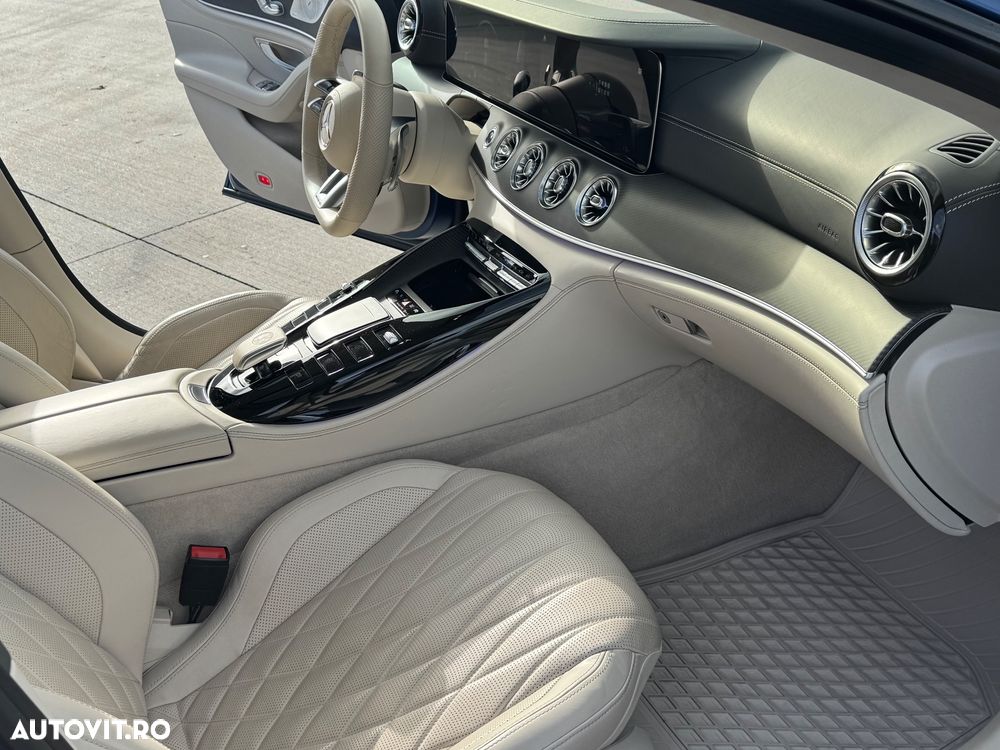 Mercedes-Benz AMG GT 4-door Coupe - 9