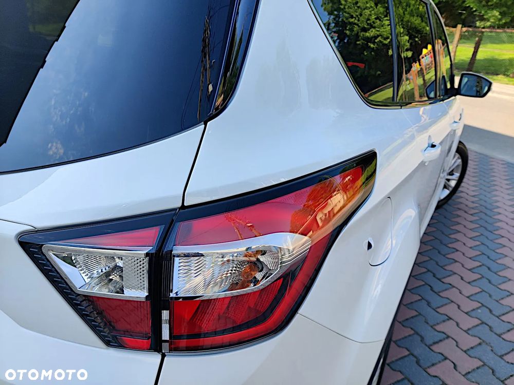 Ford Kuga 2.0 TDCi 4x2 Titanium - 28