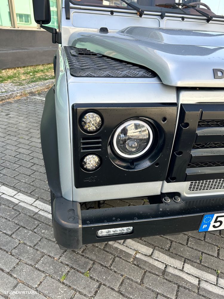 Land Rover Defender 90 2.4 CRD S - 8