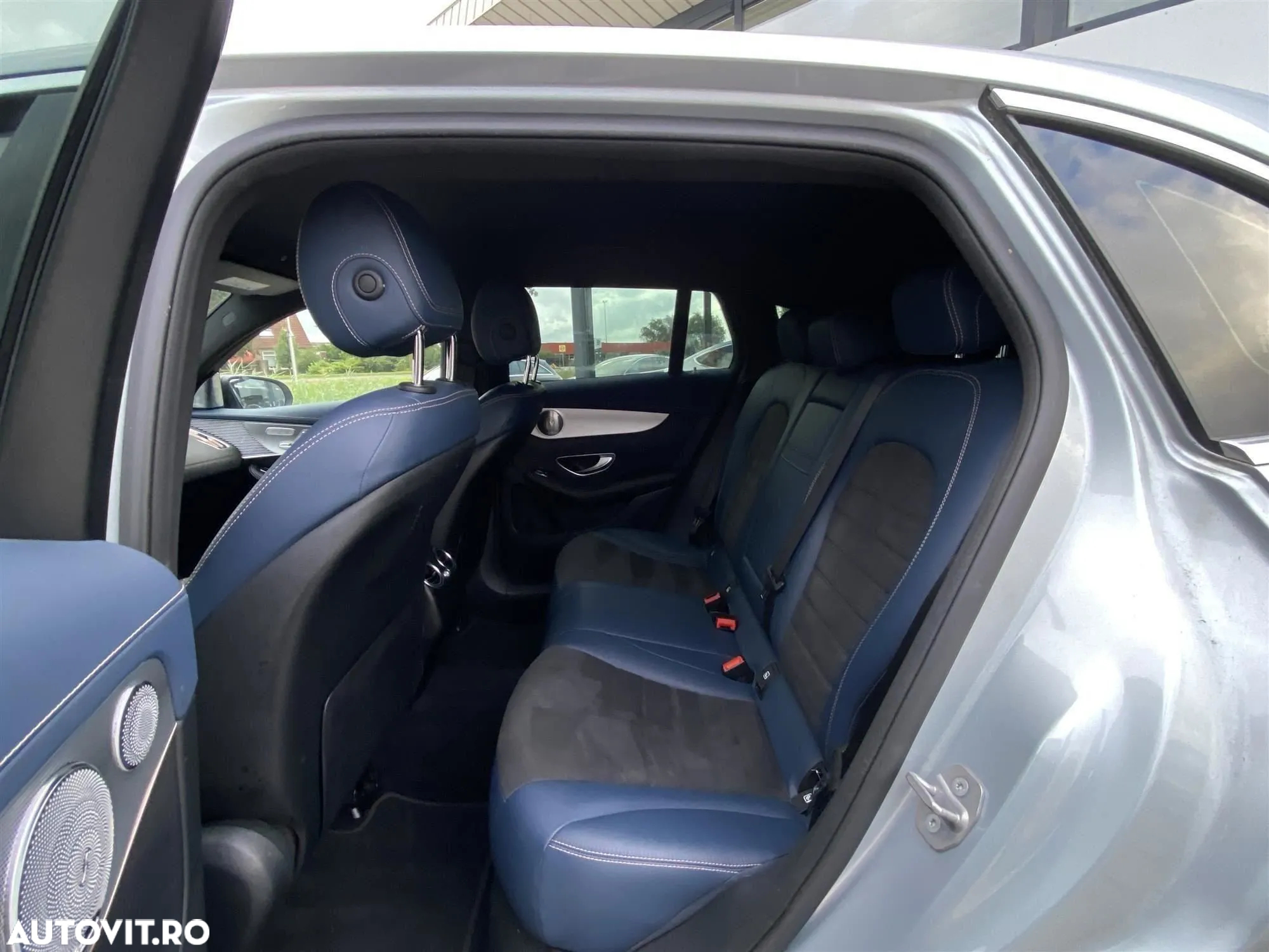 Mercedes-Benz EQC 400 4MATIC - 36