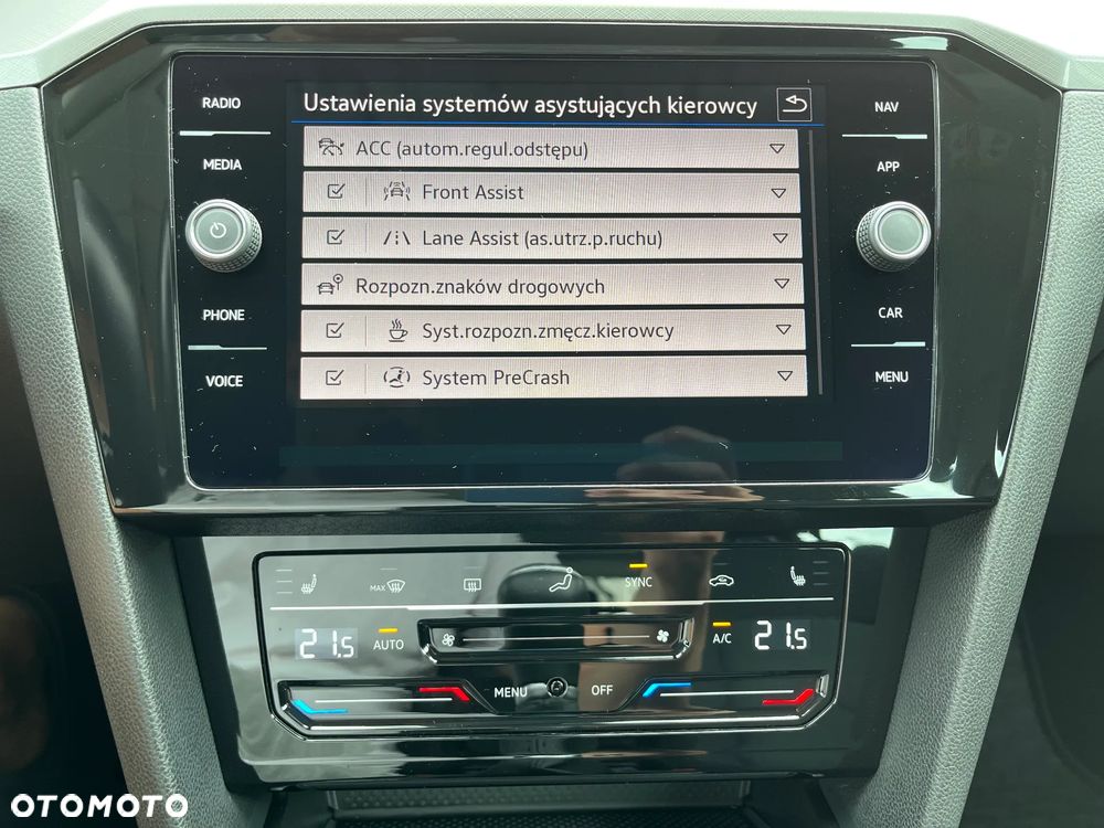 Volkswagen Passat Variant 2.0 TDI EVO Business - 16