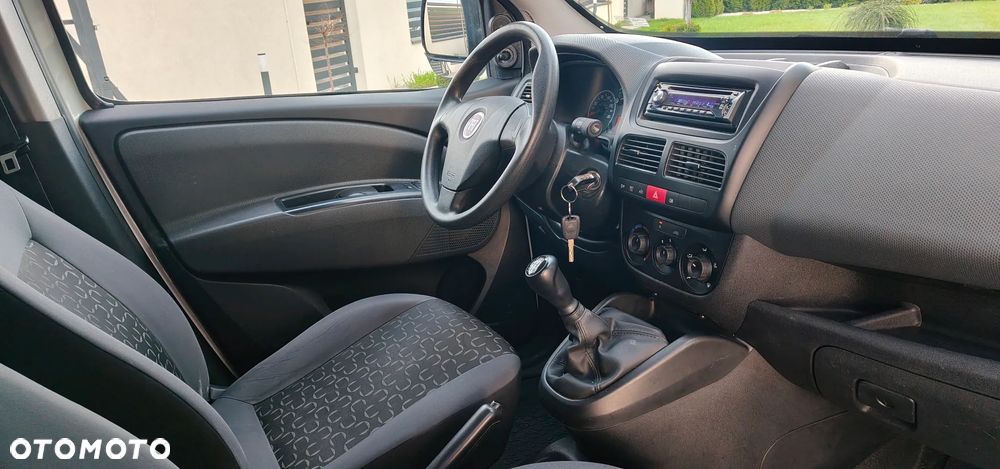 Fiat DOBLO - 23