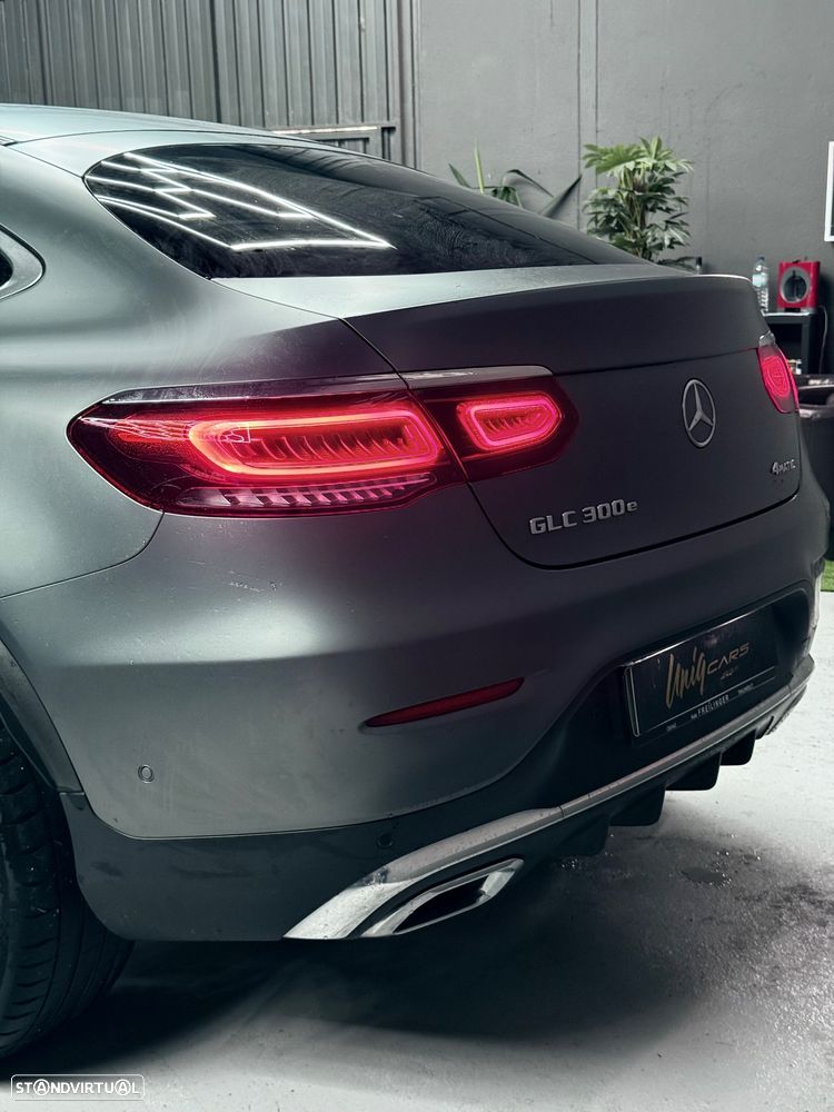 Mercedes-Benz GLC 300 e Coupe 4Matic 9G-TRONIC Avantgarde Advanced - 20