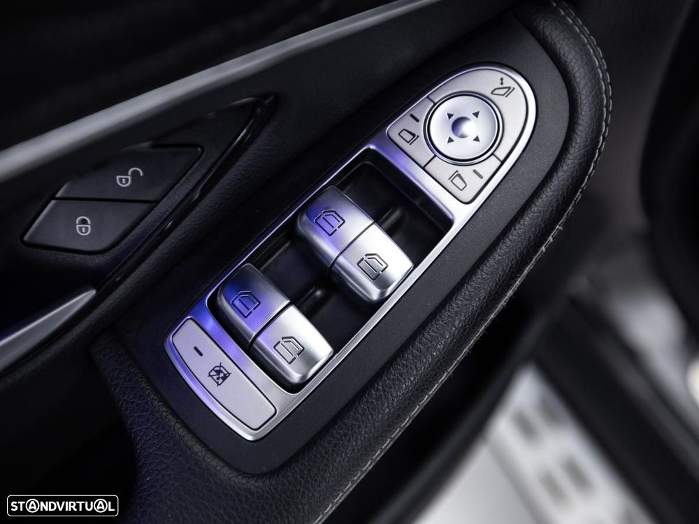 Mercedes-Benz GLC 300 de 4Matic 9G-TRONIC AMG Line - 18