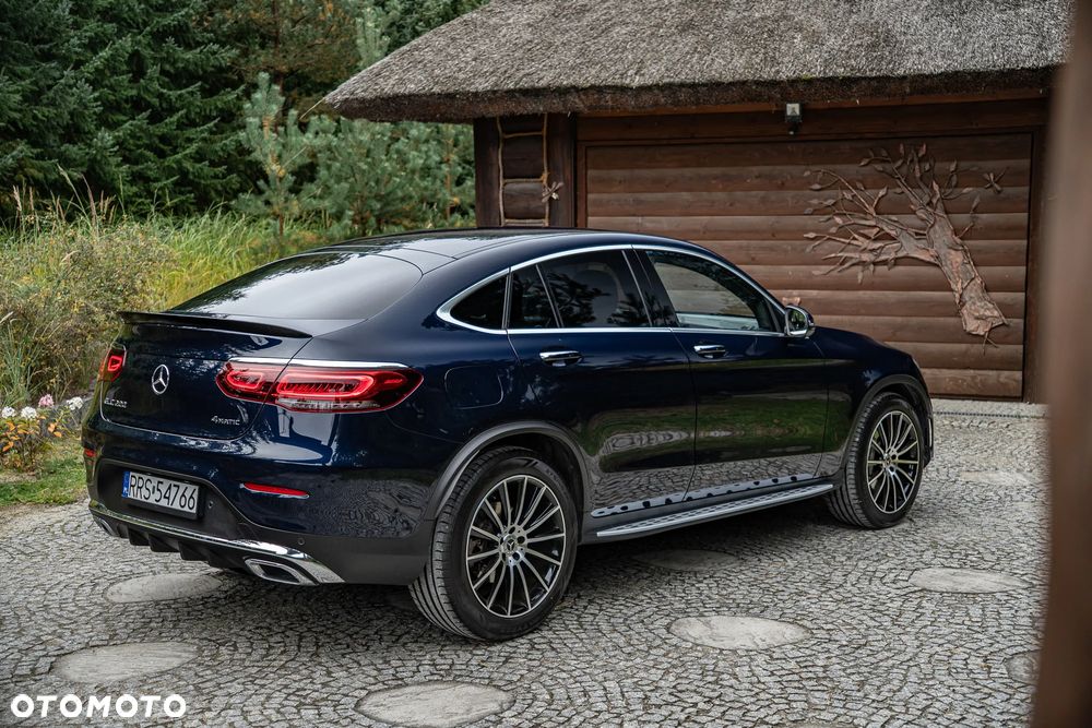 Mercedes-Benz GLC 200 4Matic 9G-TRONIC AMG Line - 14