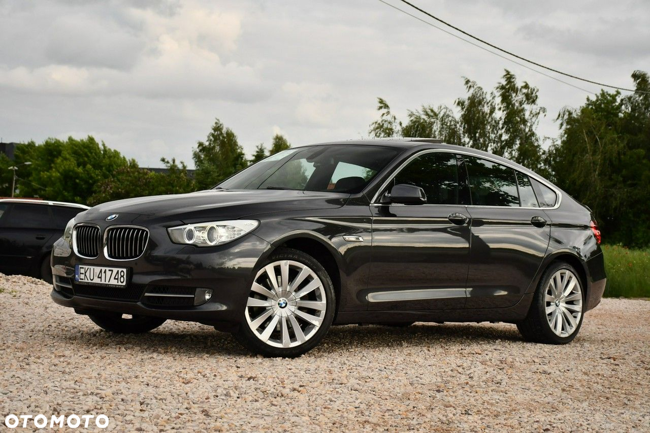 BMW 5GT 535i Gran Turismo - 12