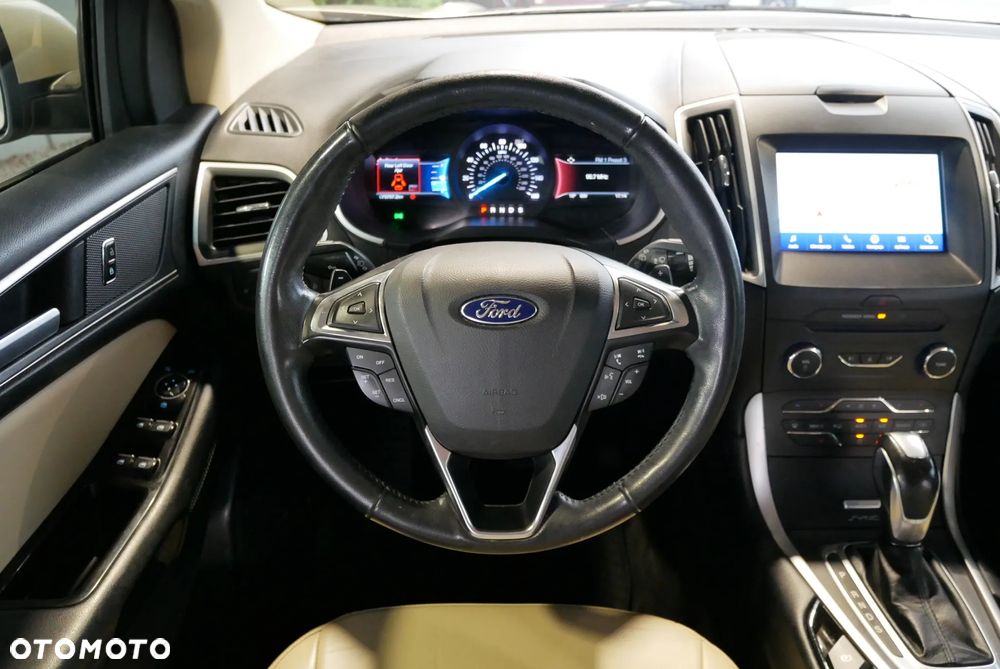 Ford Edge - 21